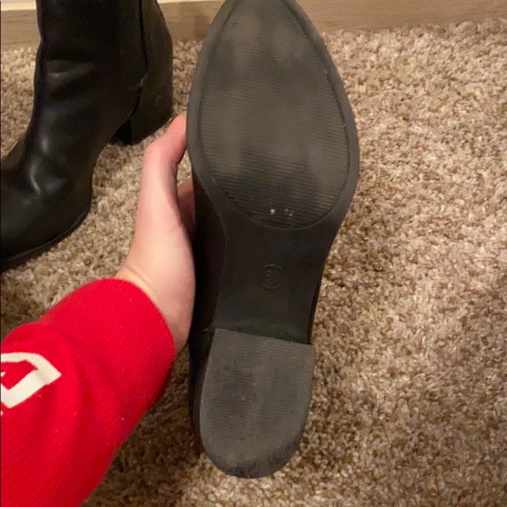 BLACK BOOTIES - Picture 3 of 4